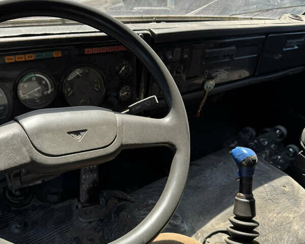 Оранжевый КамАЗ 6520, объемом двигателя 0 л и пробегом 1 тыс. км за 11000 $, фото 11 на Automoto.ua