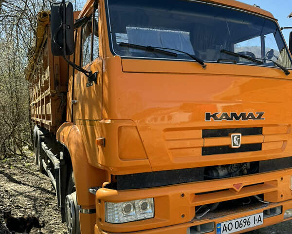Помаранчевий КамАЗ 6520, об'ємом двигуна 11.76 л та пробігом 240 тис. км за 19200 $, фото 4 на Automoto.ua