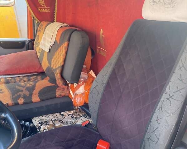 Помаранчевий КамАЗ 6520, об'ємом двигуна 11.76 л та пробігом 170 тис. км за 23000 $, фото 13 на Automoto.ua