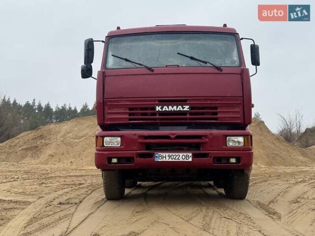 Красный КамАЗ 65201, объемом двигателя 11.76 л и пробегом 260 тыс. км за 20000 $, фото 1 на Automoto.ua