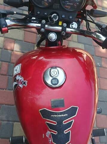 Червоний Кануні Ігл, об'ємом двигуна 13 л та пробігом 8 тис. км за 544 $, фото 5 на Automoto.ua