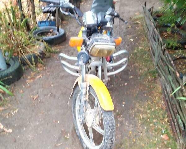 Желтый Кануни Мошион, объемом двигателя 2 л и пробегом 200 тыс. км за 10000 $, фото 1 на Automoto.ua