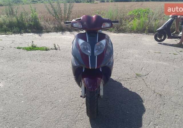 Красный Кануни Револт, объемом двигателя 0 л и пробегом 9 тыс. км за 229 $, фото 6 на Automoto.ua