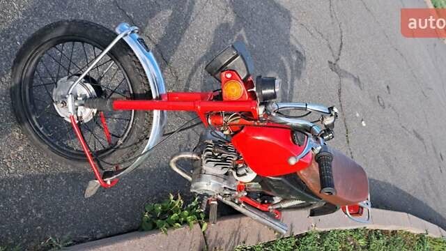 Красный Карпаты Карпаты, объемом двигателя 0.49 л и пробегом 10 тыс. км за 155 $, фото 2 на Automoto.ua