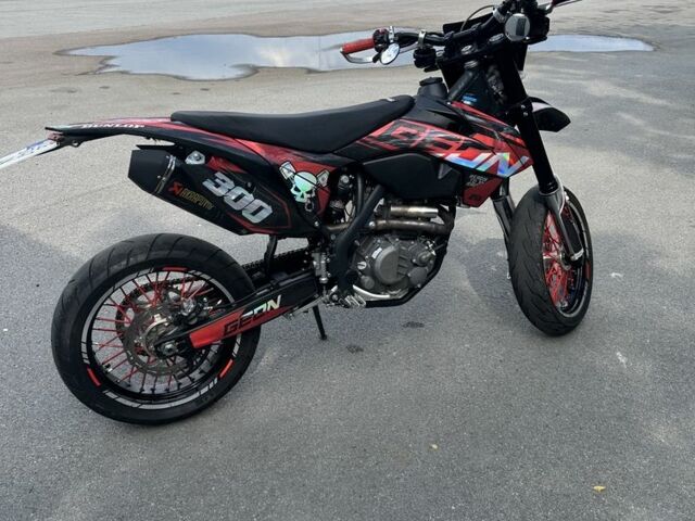 Кастом 6510, объемом двигателя 0.3 л и пробегом 0 тыс. км за 2400 $, фото 3 на Automoto.ua