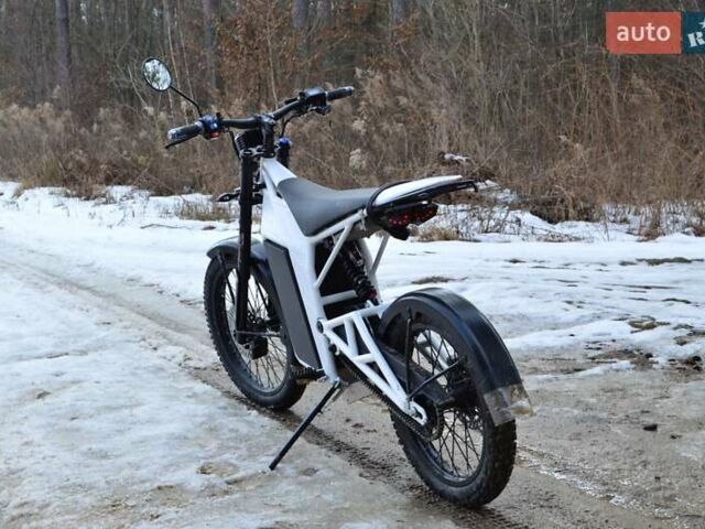 Білий Кастом Кастом, об'ємом двигуна 0 л та пробігом 12 тис. км за 3500 $, фото 17 на Automoto.ua