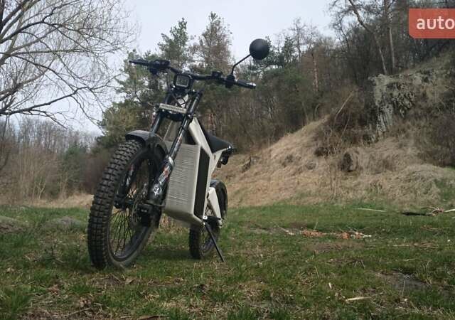 Білий Кастом Кастом, об'ємом двигуна 0 л та пробігом 12 тис. км за 3500 $, фото 7 на Automoto.ua