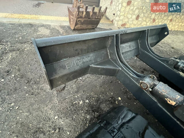 Желтый Като ХД, объемом двигателя 4.2 л и пробегом 1 тыс. км за 57000 $, фото 12 на Automoto.ua