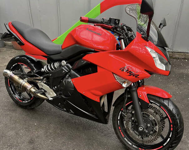 Кавасаки 400 2012 в Чернигове на Automoto.ua Красный Кавасаки 400, объемом двигателя 0 л и пробегом 54 тыс. км за 4000 $, фото 1 на Automoto.ua