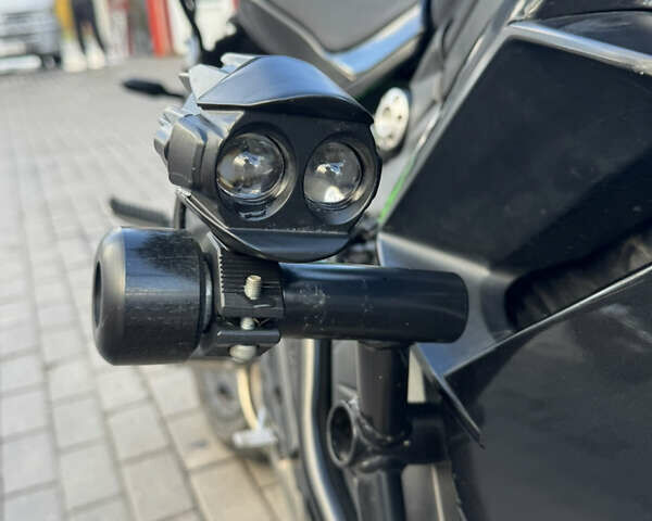 Серый Кавасаки 400, объемом двигателя 0.4 л и пробегом 36 тыс. км за 6000 $, фото 6 на Automoto.ua