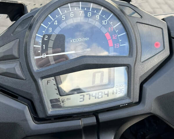 Серый Кавасаки 400, объемом двигателя 0.4 л и пробегом 36 тыс. км за 6000 $, фото 4 на Automoto.ua