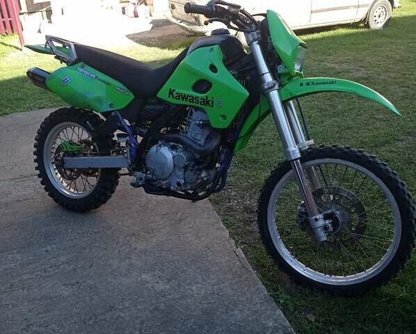 Зеленый Кавасаки 650, объемом двигателя 6.5 л и пробегом 300 тыс. км за 1700 $, фото 3 на Automoto.ua