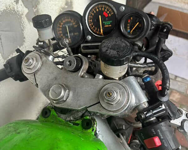 Кавасаки 750 1995 в Василькове на Automoto.ua Кавасаки 750, объемом двигателя 0 л и пробегом 10 тыс. км за 1800 $, фото 2 на Automoto.ua