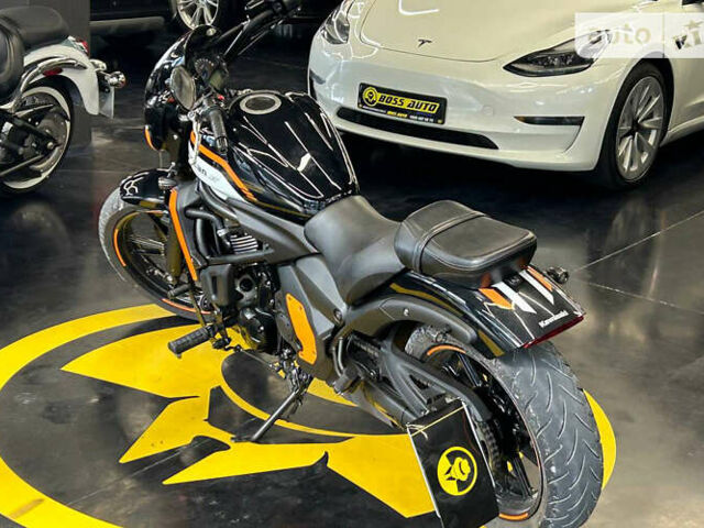Черный Кавасаки ЕН, объемом двигателя 0.65 л и пробегом 4 тыс. км за 9700 $, фото 2 на Automoto.ua