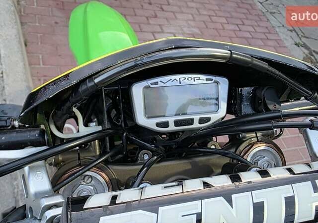 Кавасаки КЛХ 2008 в Харькове на Automoto.ua Черный Кавасаки КЛХ, объемом двигателя 0.45 л и пробегом 9 тыс. км за 4999 $, фото 5 на Automoto.ua