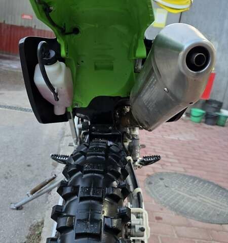 Кавасаки КЛХ 2008 в Харькове на Automoto.ua Черный Кавасаки КЛХ, объемом двигателя 0.45 л и пробегом 9 тыс. км за 4999 $, фото 3 на Automoto.ua