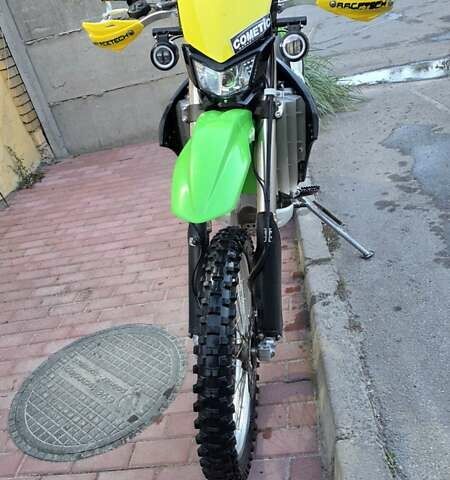 Кавасаки КЛХ 2008 в Харькове на Automoto.ua Черный Кавасаки КЛХ, объемом двигателя 0.45 л и пробегом 9 тыс. км за 4999 $, фото 9 на Automoto.ua