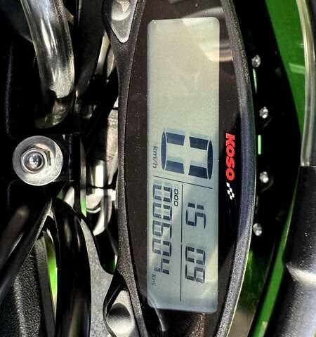 Зеленый Кавасаки КХ, объемом двигателя 0.45 л и пробегом 604 тыс. км за 7599 $, фото 4 на Automoto.ua