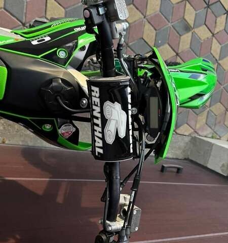 Зеленый Кавасаки КХ, объемом двигателя 0.45 л и пробегом 604 тыс. км за 7599 $, фото 1 на Automoto.ua