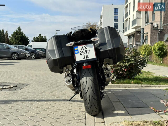 Черный Кавасаки Ниндзя, объемом двигателя 1.04 л и пробегом 22 тыс. км за 11000 $, фото 2 на Automoto.ua