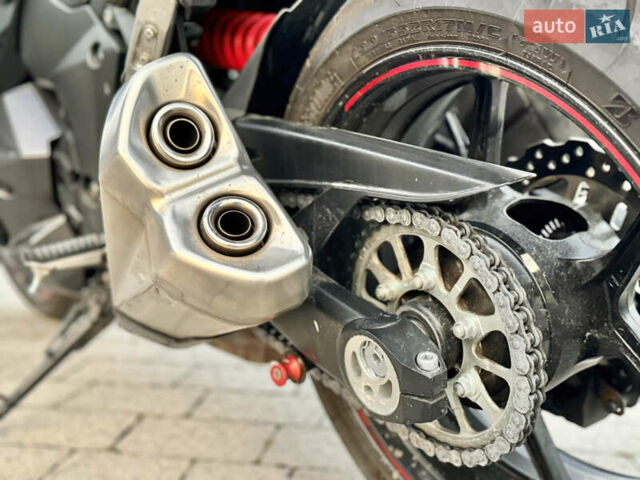 Черный Кавасаки Ниндзя, объемом двигателя 1.04 л и пробегом 22 тыс. км за 11000 $, фото 20 на Automoto.ua