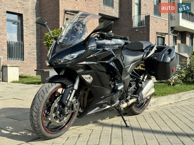 Черный Кавасаки Ниндзя, объемом двигателя 1.04 л и пробегом 22 тыс. км за 11000 $, фото 8 на Automoto.ua