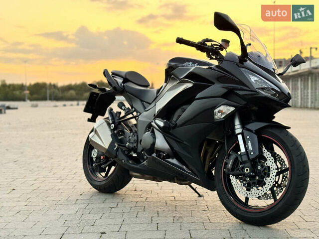 Черный Кавасаки Ниндзя, объемом двигателя 1.04 л и пробегом 22 тыс. км за 11000 $, фото 1 на Automoto.ua