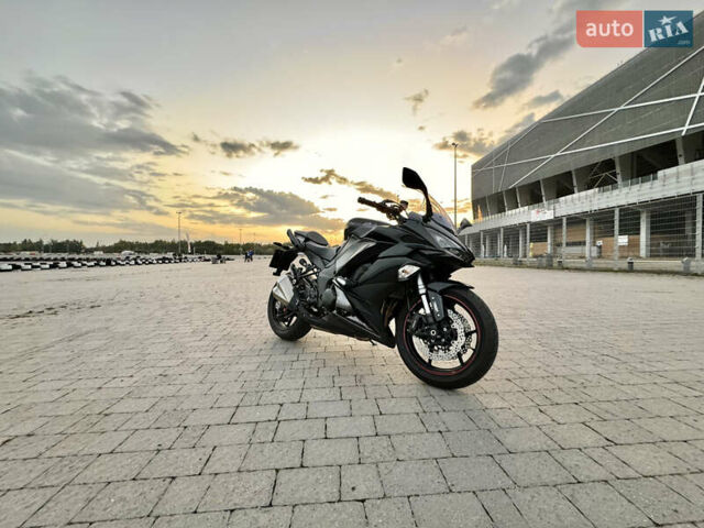 Черный Кавасаки Ниндзя, объемом двигателя 1.04 л и пробегом 22 тыс. км за 11000 $, фото 26 на Automoto.ua