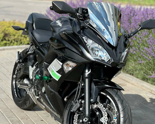 Кавасакі Ніндзя 2019 у Фастове на Automoto.ua Чорний Кавасакі Ніндзя, об'ємом двигуна 0.65 л та пробігом 14 тис. км за 7200 $, фото 28 на Automoto.ua