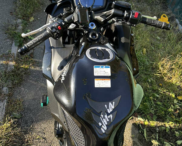 Кавасакі Ніндзя 2019 у Фастове на Automoto.ua Чорний Кавасакі Ніндзя, об'ємом двигуна 0.65 л та пробігом 14 тис. км за 7200 $, фото 7 на Automoto.ua