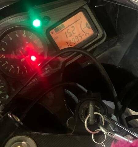 Черный Кавасаки Ниндзя, объемом двигателя 1.2 л и пробегом 72 тыс. км за 4500 $, фото 25 на Automoto.ua