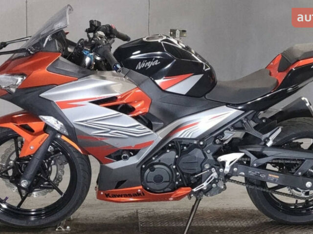 Кавасаки Ниндзя, объемом двигателя 0.4 л и пробегом 0 тыс. км за 4990 $, фото 4 на Automoto.ua