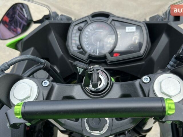 купить новое авто Кавасаки Ниндзя 2022 года от официального дилера Иван Васильевич Олейник Кавасаки фото