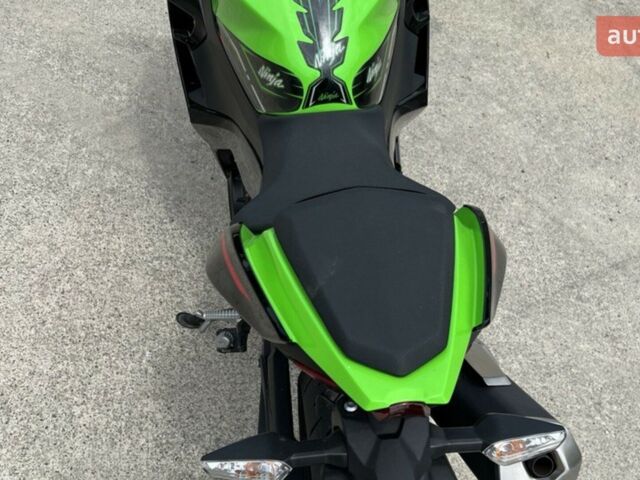 купить новое авто Кавасаки Ниндзя 2022 года от официального дилера Иван Васильевич Олейник Кавасаки фото