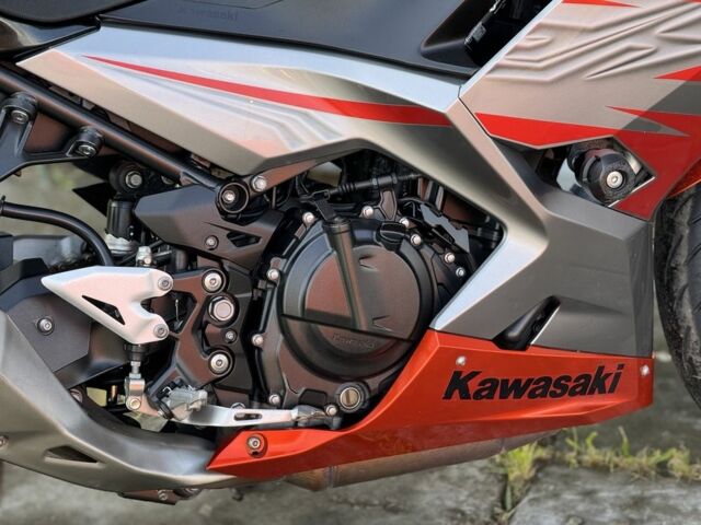 Кавасакі Ніндзя, об'ємом двигуна 0.4 л та пробігом 0 тис. км за 5100 $, фото 5 на Automoto.ua