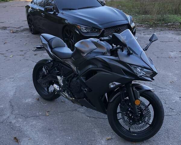 Кавасаки Ниндзя, объемом двигателя 0.65 л и пробегом 9 тыс. км за 8500 $, фото 2 на Automoto.ua