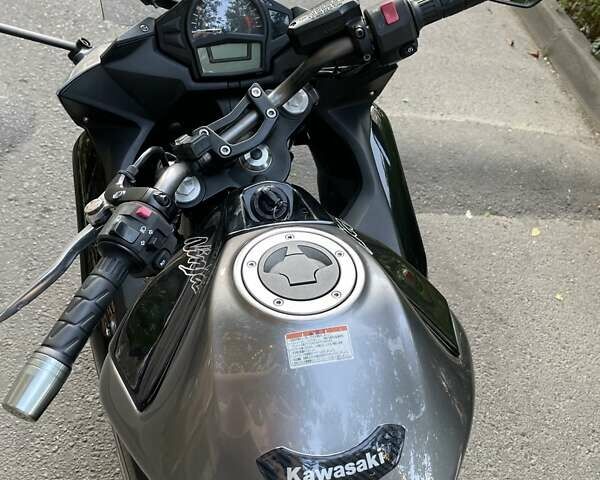 Серый Кавасаки Ниндзя, объемом двигателя 0 л и пробегом 14 тыс. км за 4700 $, фото 7 на Automoto.ua