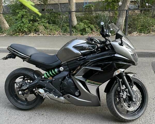 Серый Кавасаки Ниндзя, объемом двигателя 0 л и пробегом 14 тыс. км за 4700 $, фото 1 на Automoto.ua