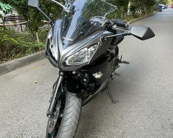 Серый Кавасаки Ниндзя, объемом двигателя 0 л и пробегом 14 тыс. км за 4700 $, фото 3 на Automoto.ua