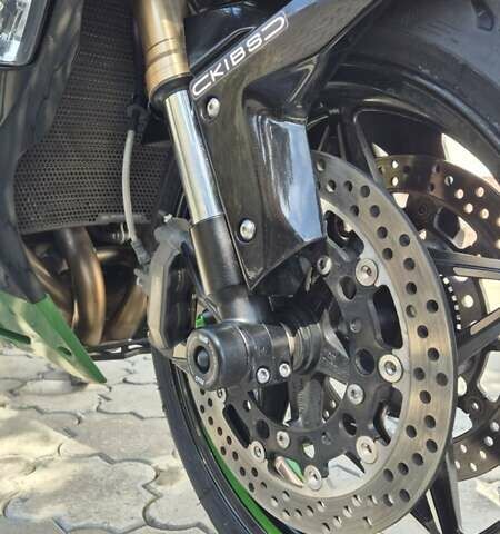 Зеленый Кавасаки Ниндзя, объемом двигателя 1 л и пробегом 17 тыс. км за 18700 $, фото 12 на Automoto.ua