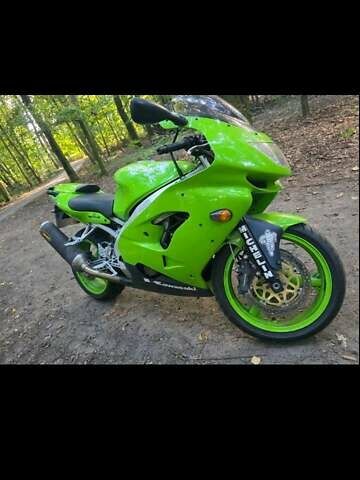 Зеленый Кавасаки Ниндзя, объемом двигателя 0 л и пробегом 40 тыс. км за 3500 $, фото 1 на Automoto.ua