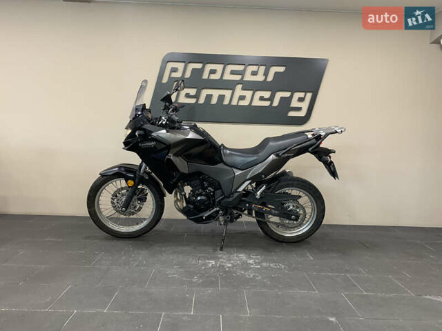 Черный Кавасаки Версис, объемом двигателя 0.3 л и пробегом 7 тыс. км за 5000 $, фото 6 на Automoto.ua