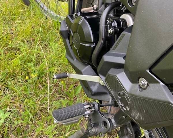 Чорний Кавасакі Версіс, об'ємом двигуна 0 л та пробігом 6 тис. км за 5500 $, фото 7 на Automoto.ua