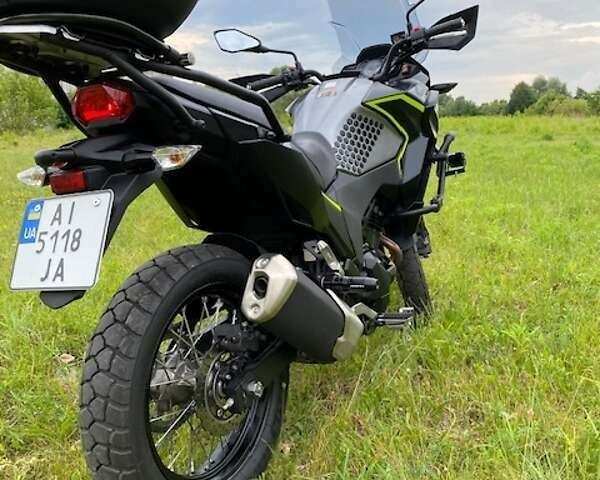 Чорний Кавасакі Версіс, об'ємом двигуна 0 л та пробігом 6 тис. км за 5500 $, фото 1 на Automoto.ua