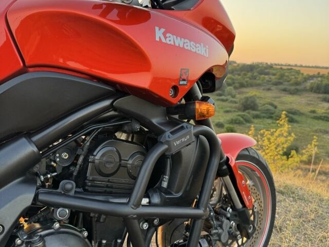 Кавасаки Версис, объемом двигателя 0.65 л и пробегом 0 тыс. км за 3999 $, фото 10 на Automoto.ua