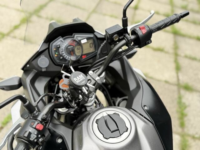 Кавасакі Версіс, об'ємом двигуна 0.25 л та пробігом 0 тис. км за 4550 $, фото 23 на Automoto.ua