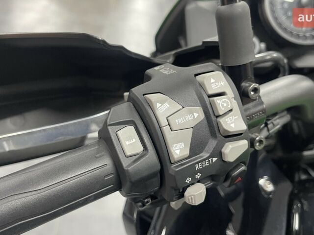 Кавасакі Версіс, об'ємом двигуна 1 л та пробігом 0 тис. км за 20399 $, фото 12 на Automoto.ua