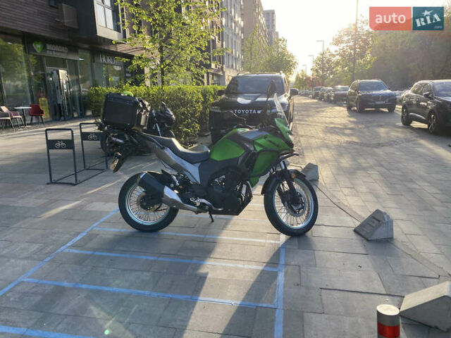 Зеленый Кавасаки Версис, объемом двигателя 0.3 л и пробегом 15 тыс. км за 5100 $, фото 4 на Automoto.ua