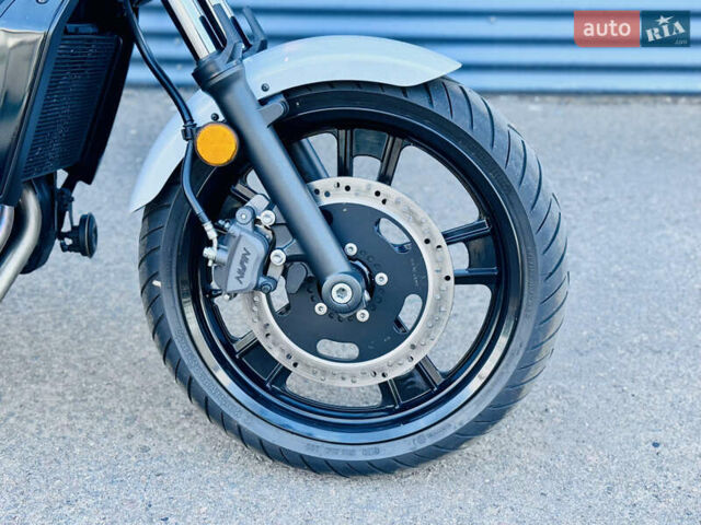 Белый Кавасаки Вулкан, объемом двигателя 0.65 л и пробегом 24 тыс. км за 5900 $, фото 6 на Automoto.ua