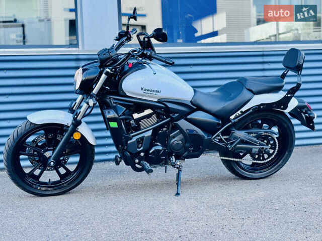 Белый Кавасаки Вулкан, объемом двигателя 0.65 л и пробегом 24 тыс. км за 5900 $, фото 9 на Automoto.ua